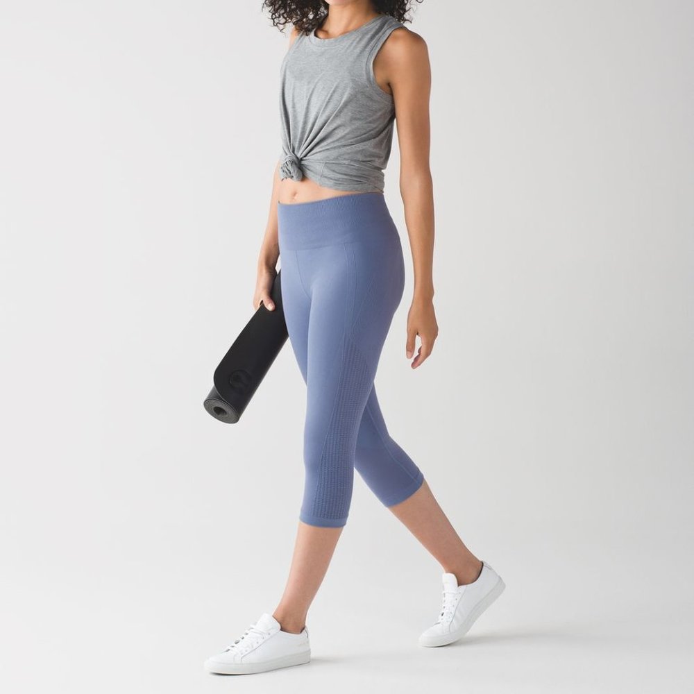 LIKE NEW Lululemon Flow & Go Crop Leggings sz4